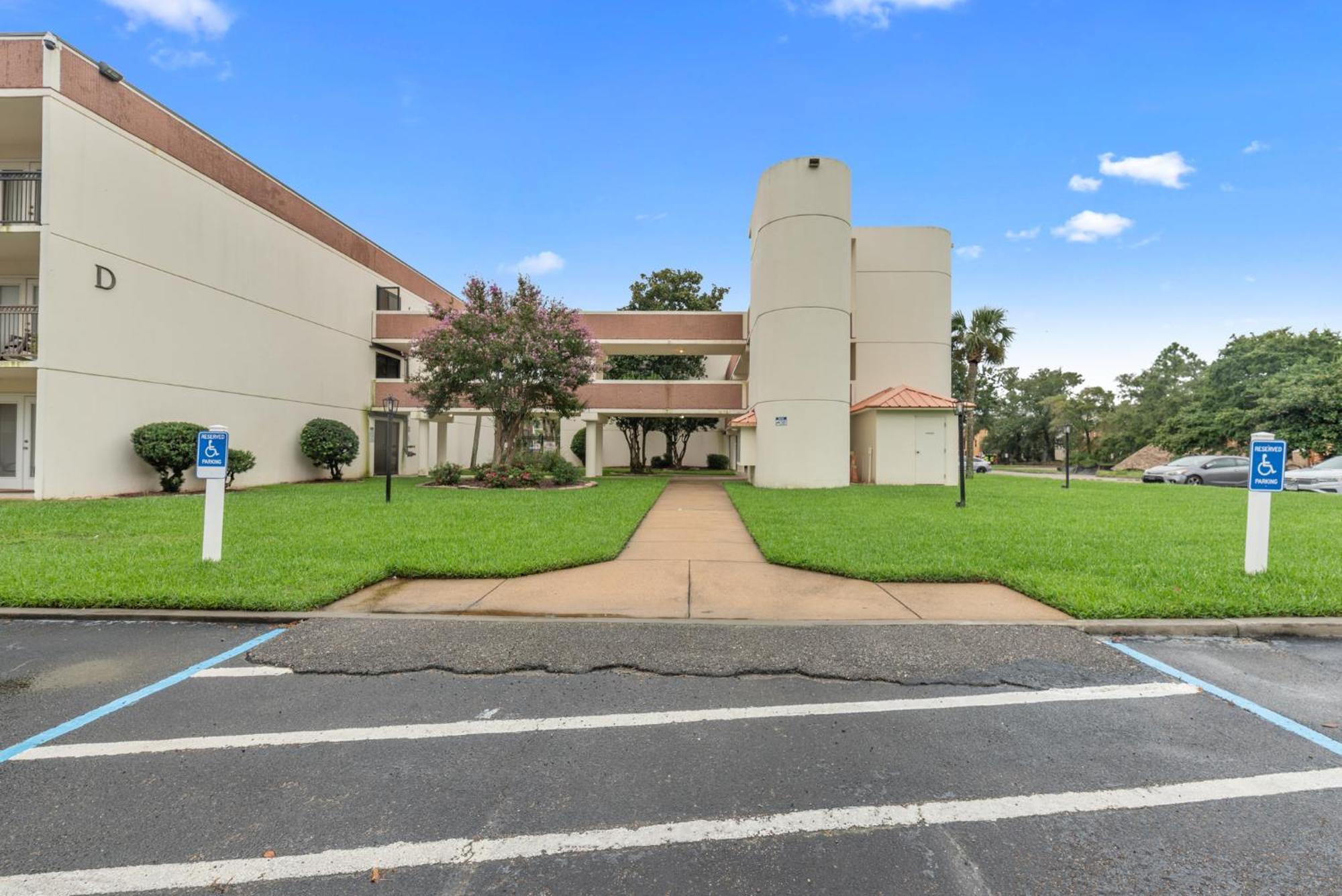 Fun 2 Bed/2 Bath Condo With Pool On Biloxi Beach Exteriör bild